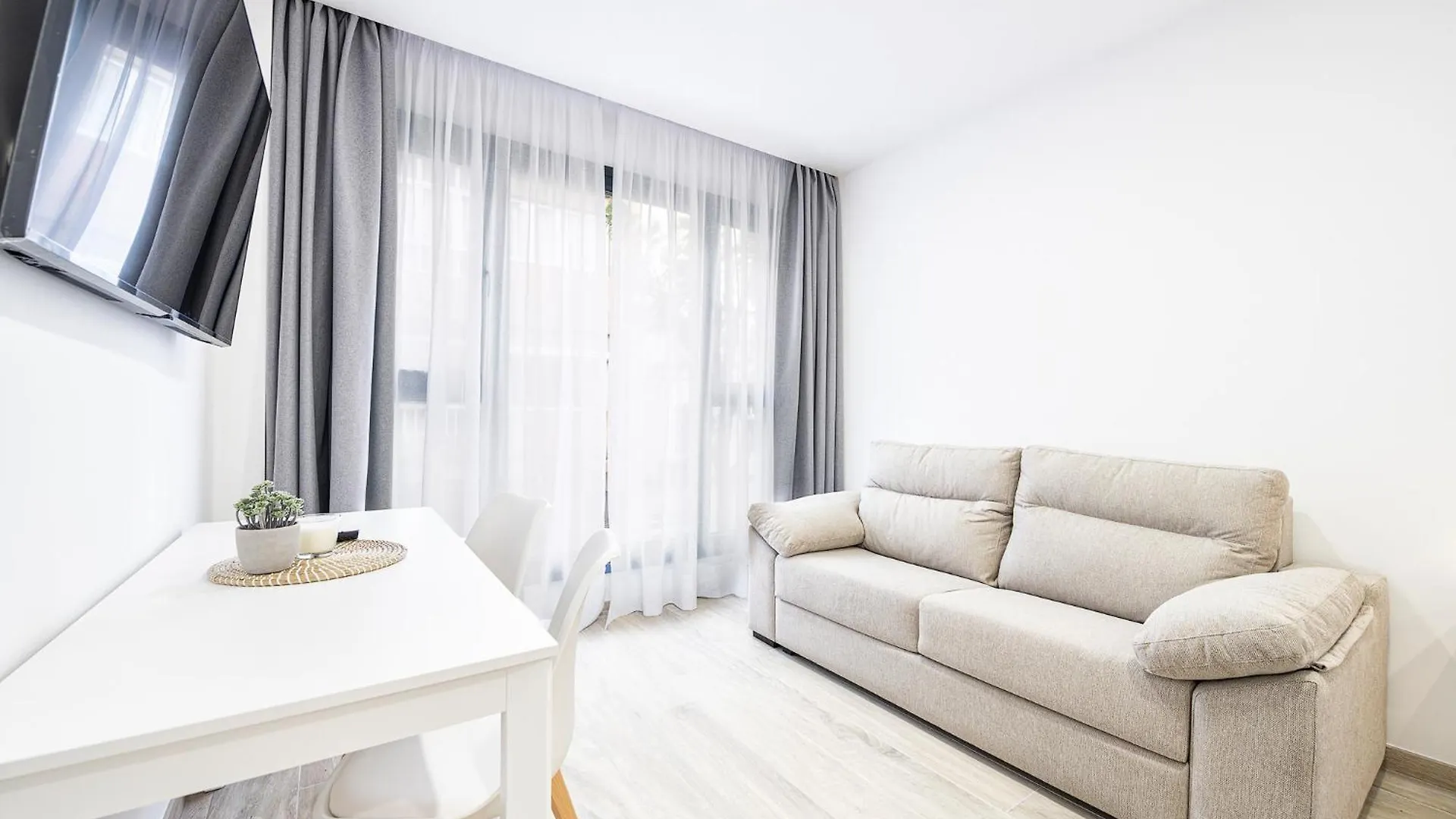 La Marquesa Ten Suites Canteras Las Palmas de Gran Canaria Apartment